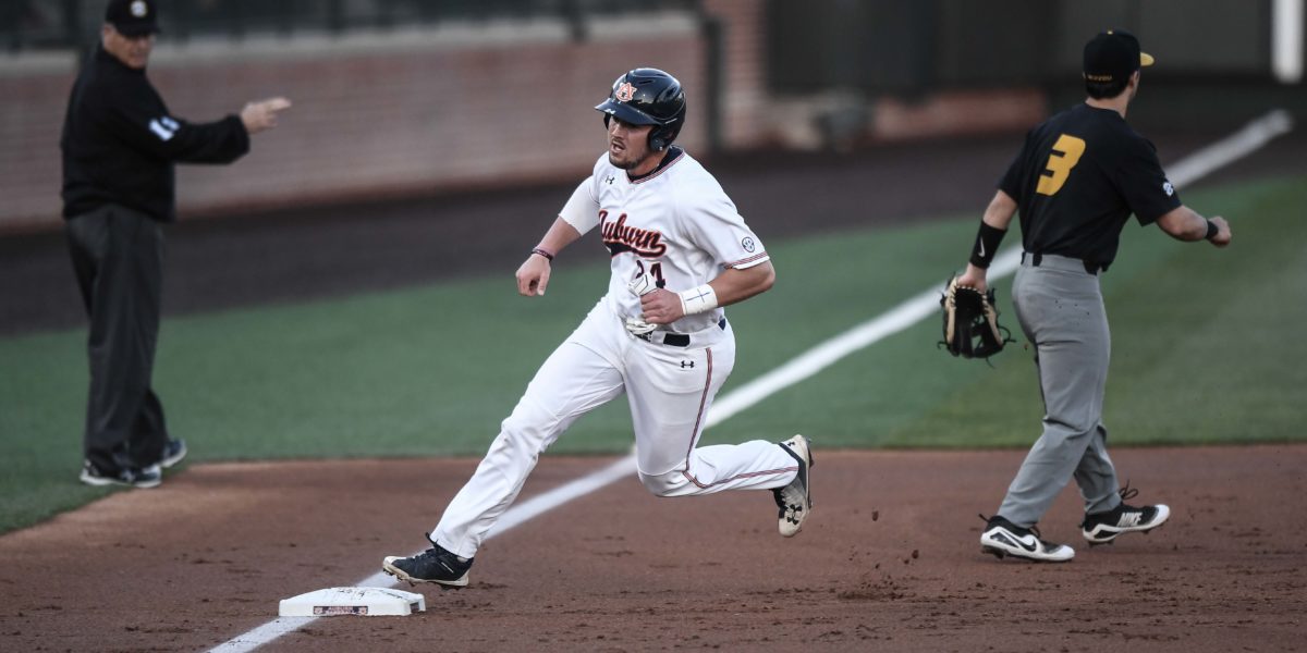 Auburn Returns to Plainsman Park for a Three-Game Set with Vanderbilt