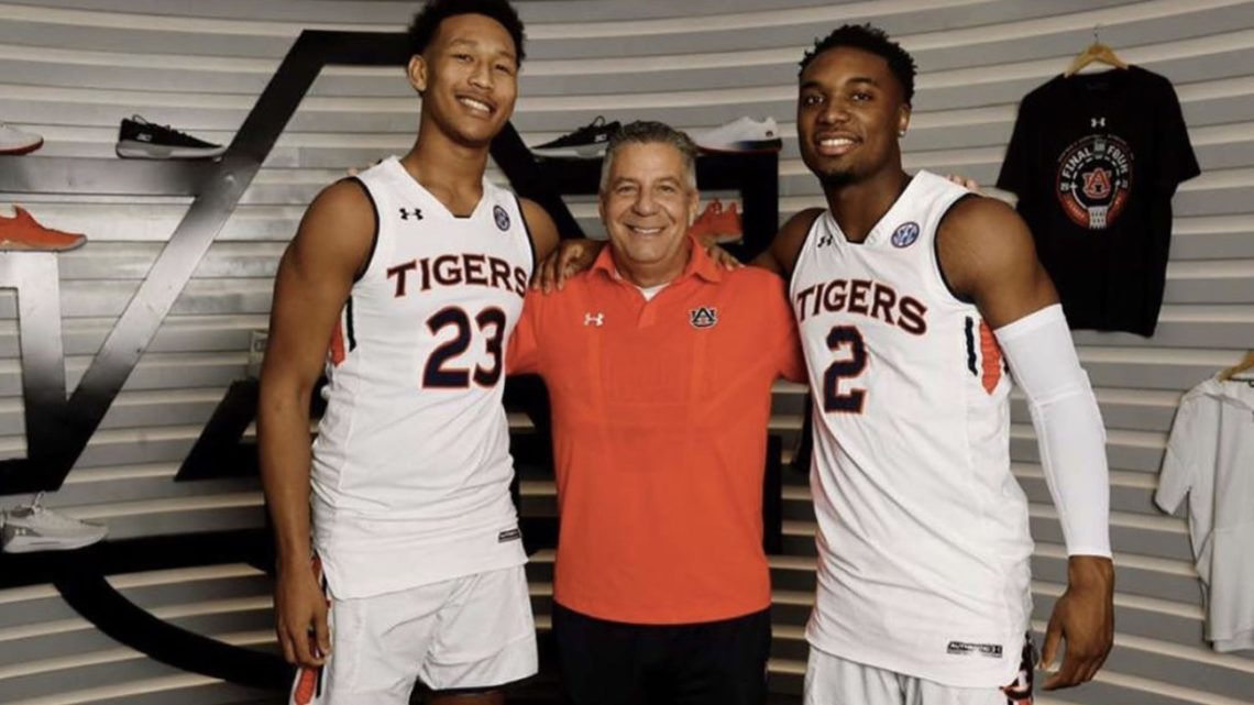 Four-star forward Chris Moore commits to Auburn